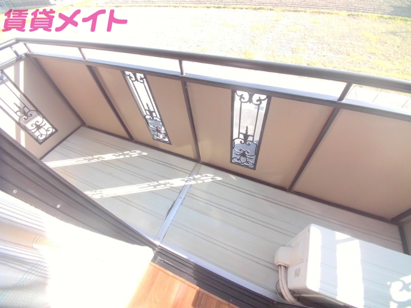 バルコニー　同型参考写真