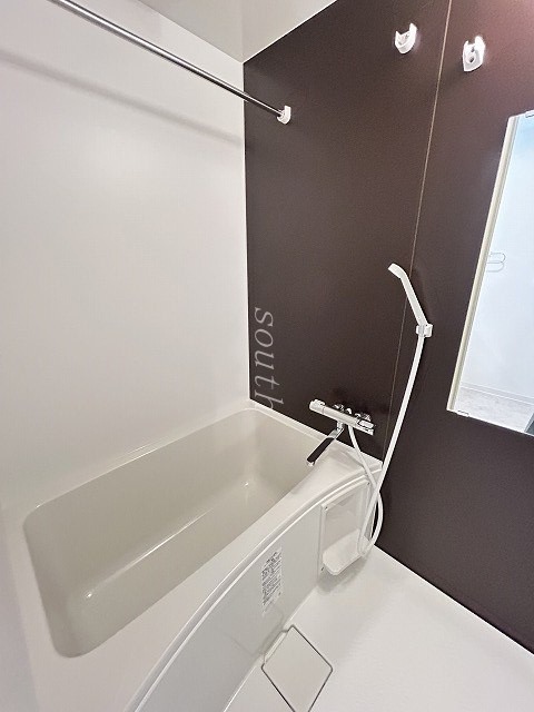 バス・シャワールーム　浴室乾燥機付きのお風呂