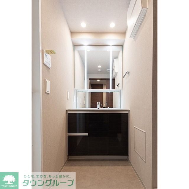 洗面設備　同施工別部屋参照。