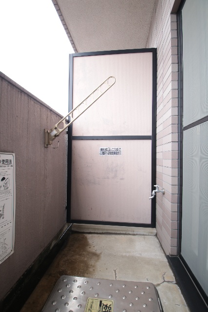 バルコニー　※別室の参考写真の為、現況優先です。