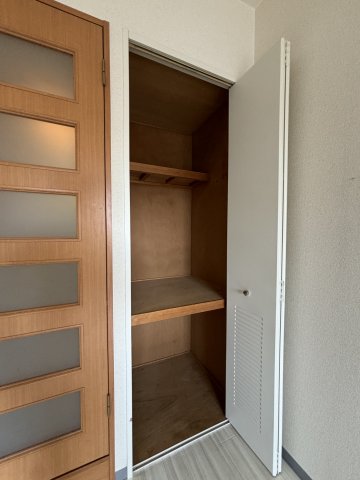 収納　ソレアードトレスなんばWEST　収納