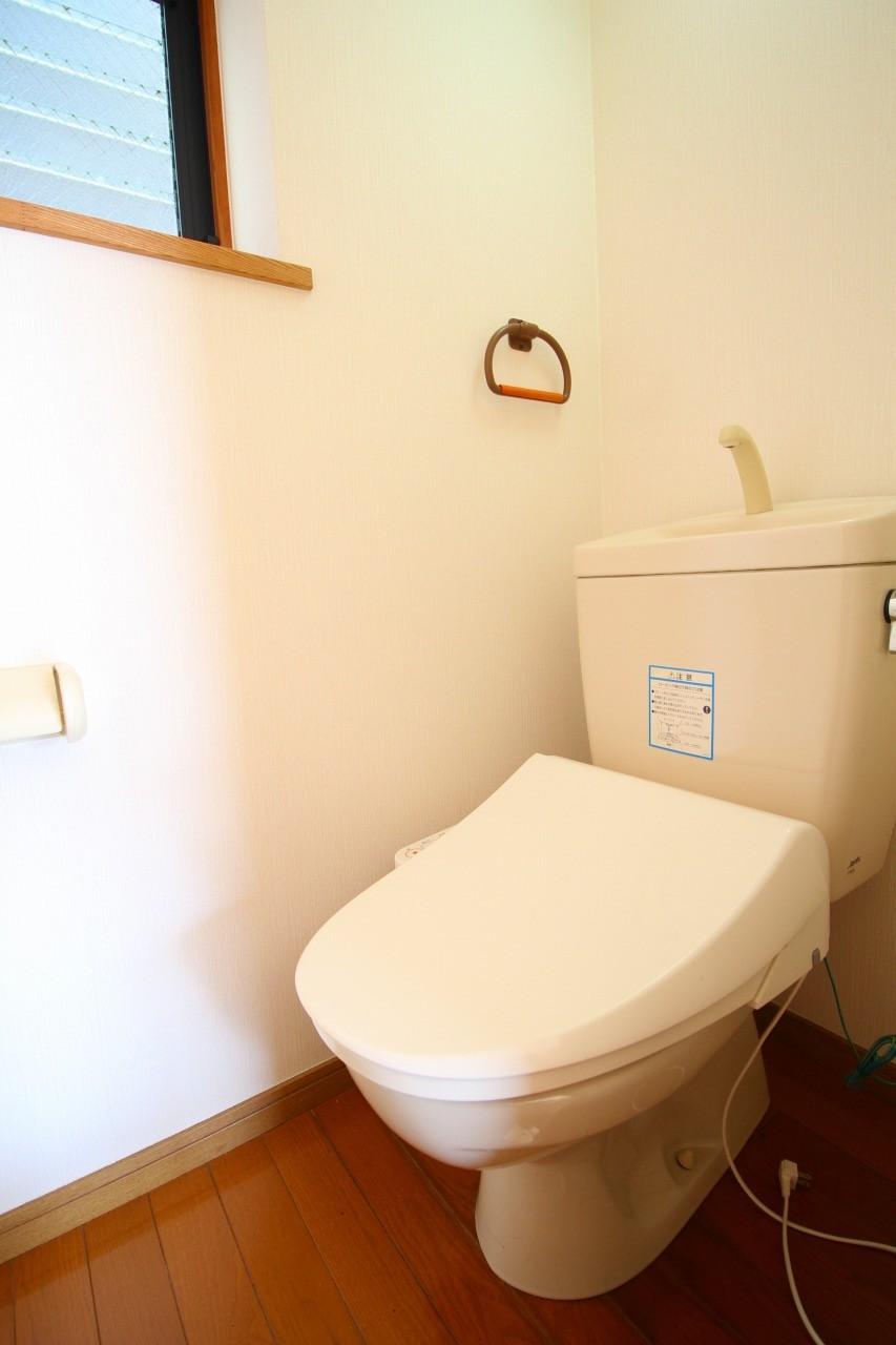 トイレ　※写真別部屋参照