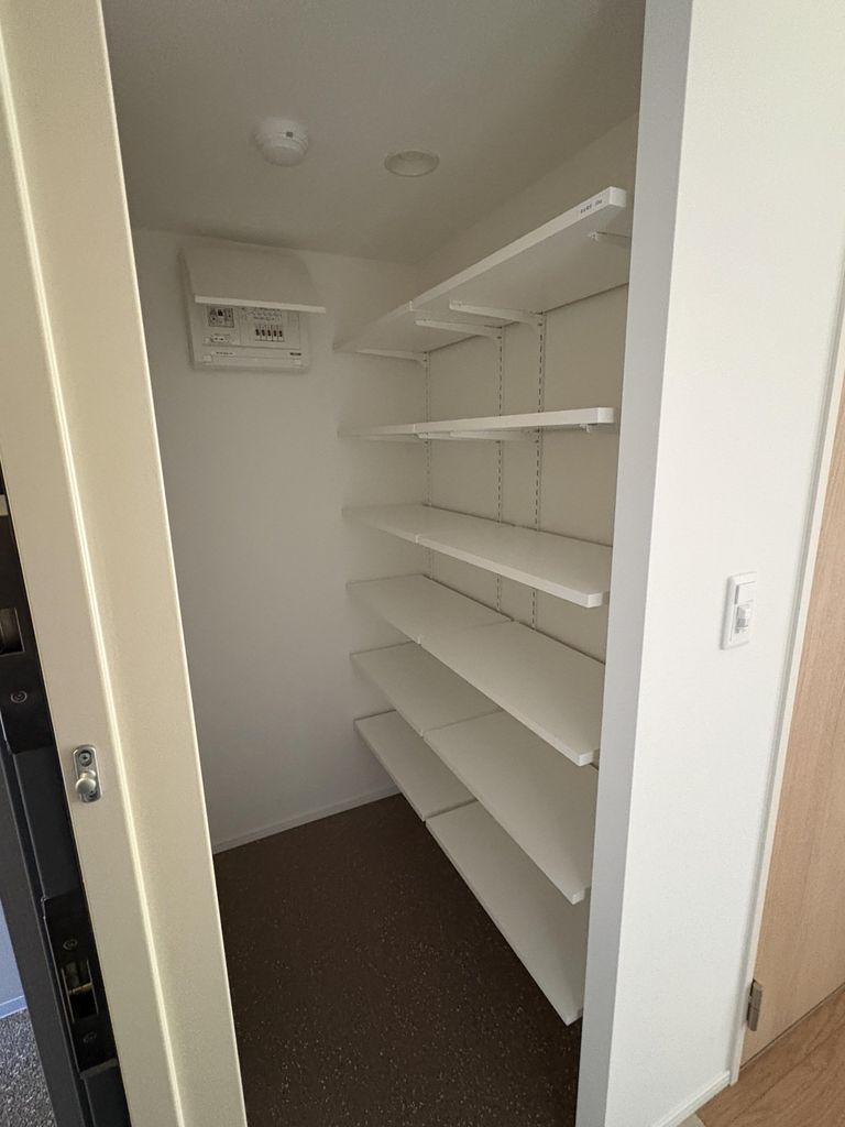 収納　設備