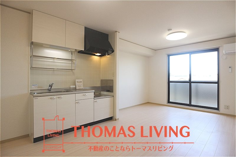 居室・リビング　日当たりの良いリビングです。