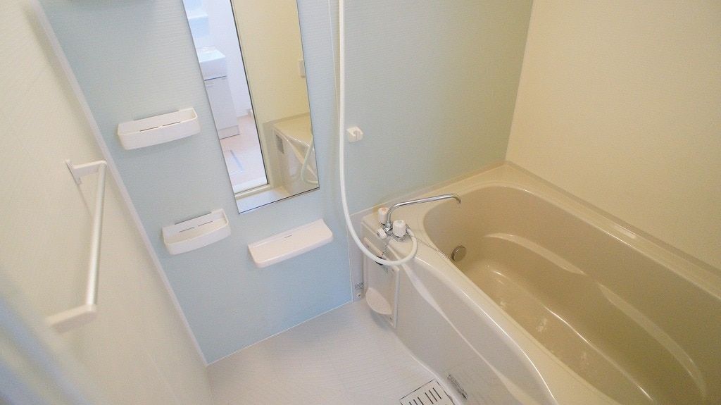 バス・シャワールーム　バス