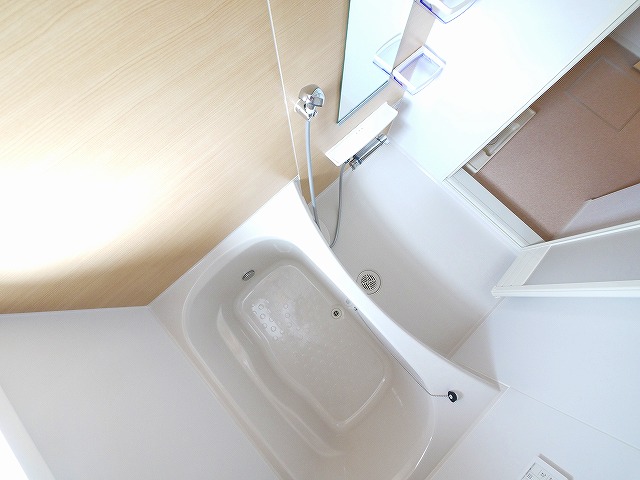 バス・シャワールーム　ゆったり過ごせるお風呂です