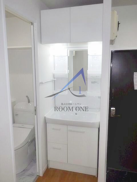 洗面設備　洗面台です。