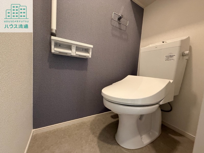 トイレ　※同タイプ別号室のお写真です