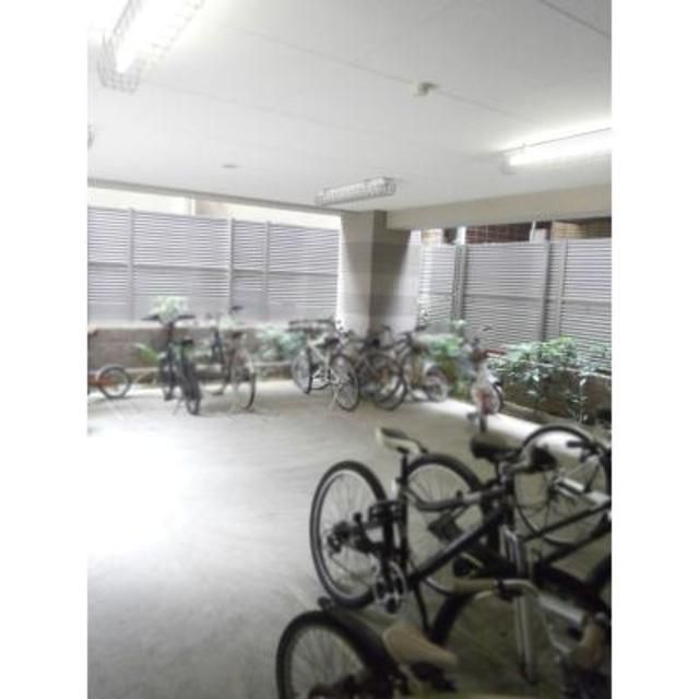 駐車場　駐輪場です