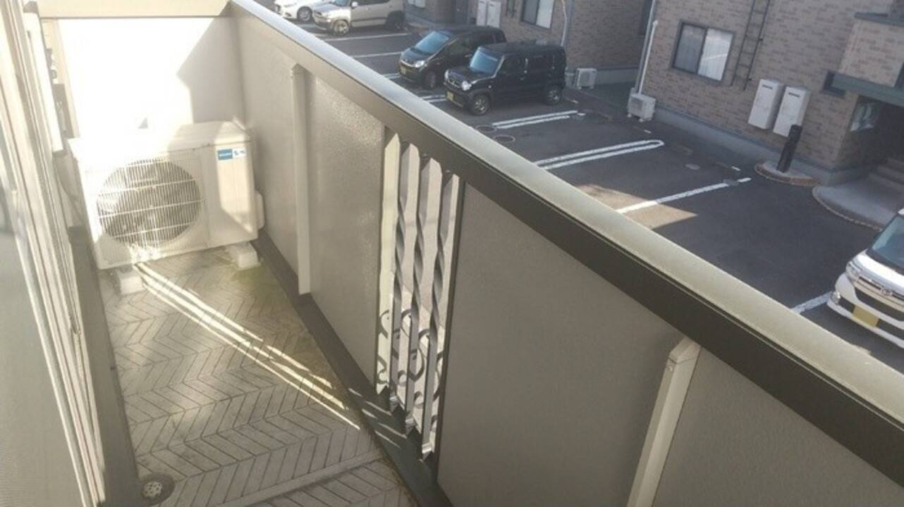 バルコニー　バルコニー