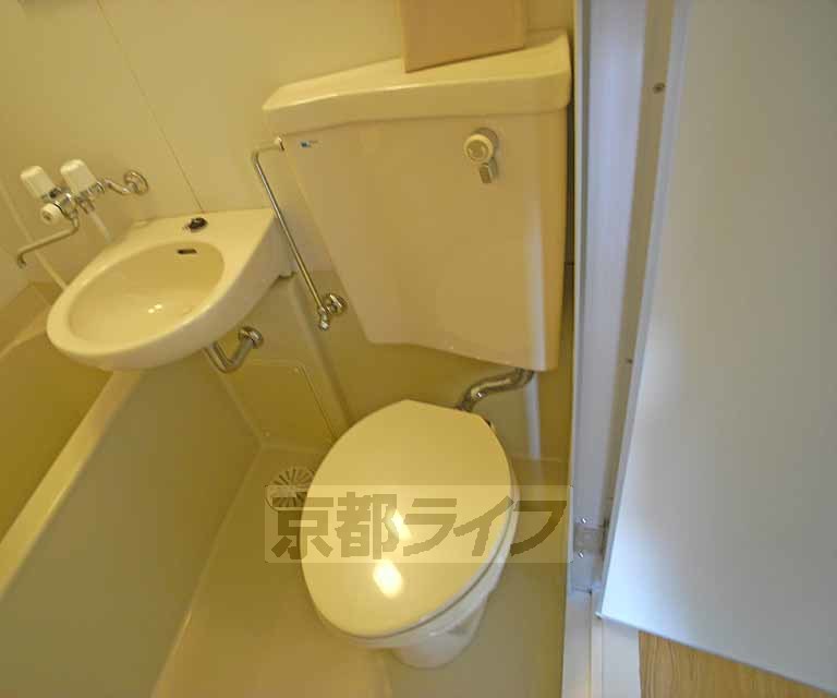 トイレ　きれいなトイレです。