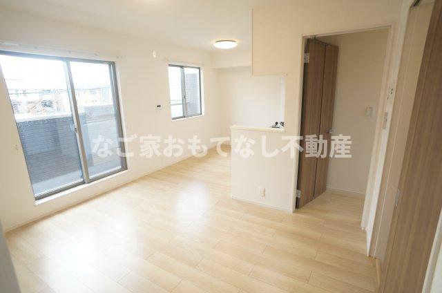 居室・リビング　同タイプ写真