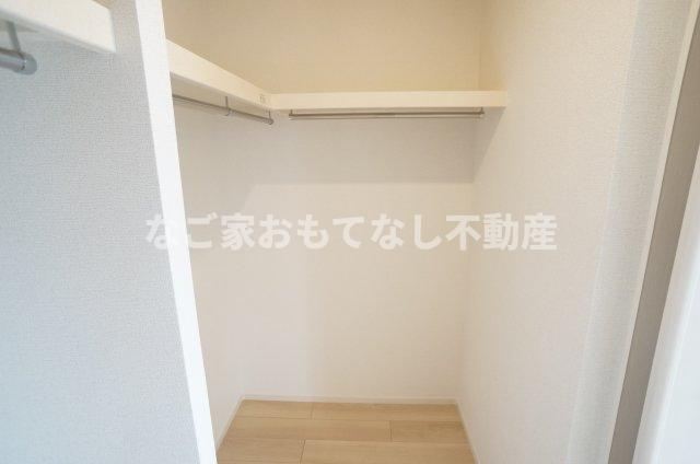 収納　同タイプ写真