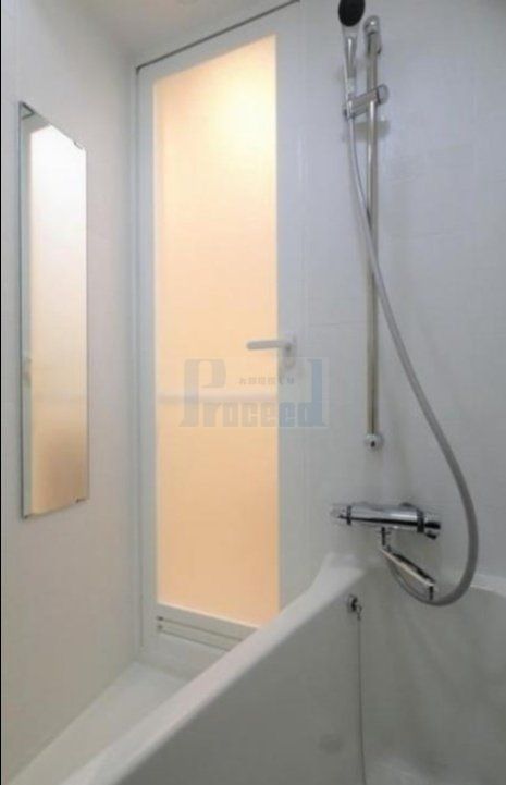 バス・シャワールーム　※別部屋参考写真