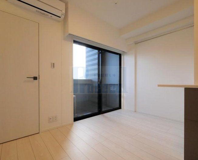 居室・リビング　※別部屋参考写真