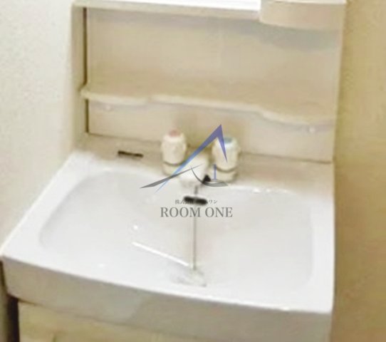 洗面設備　独立洗面台です。