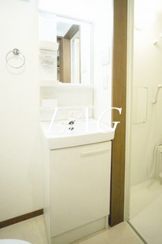 洗面設備　独立洗面台です。