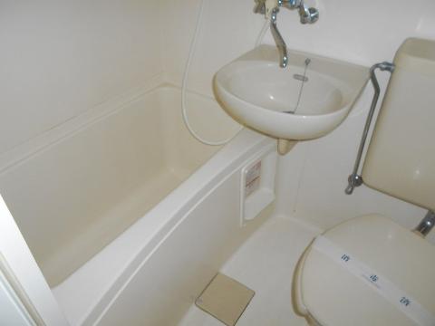 バス・シャワールーム　バス