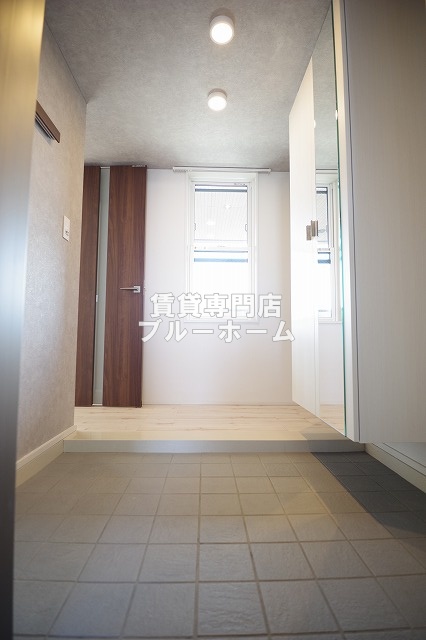 玄関　スペースたっぷりの玄関！