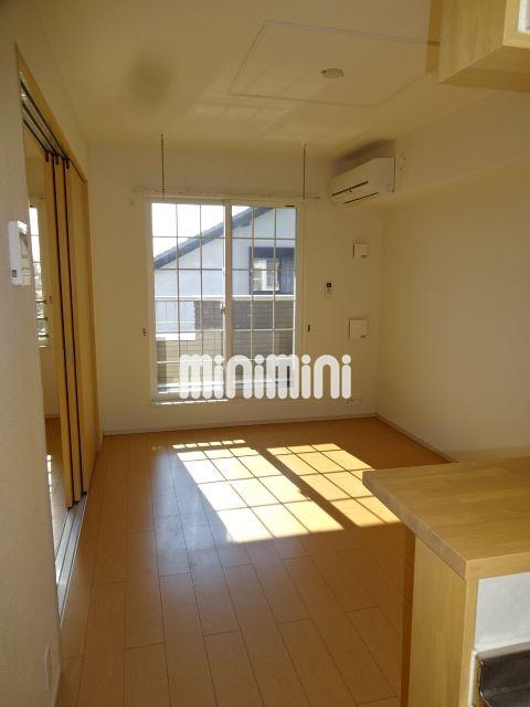 その他部屋・スペース　会話が弾む、人気の対面キッチンですね。