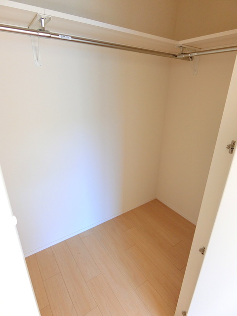 収納　ウォークインクローゼット★