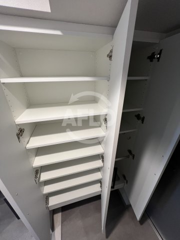 玄関　アーバネックス本町II　玄関