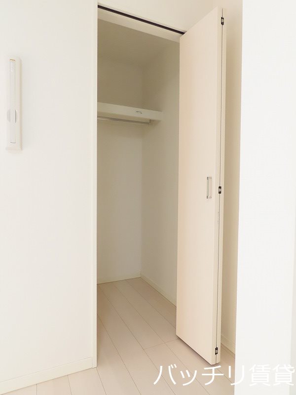 収納　別号室タイプの為、現状を優先致します。