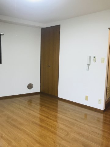 その他部屋・スペース　明るい色調の室内です