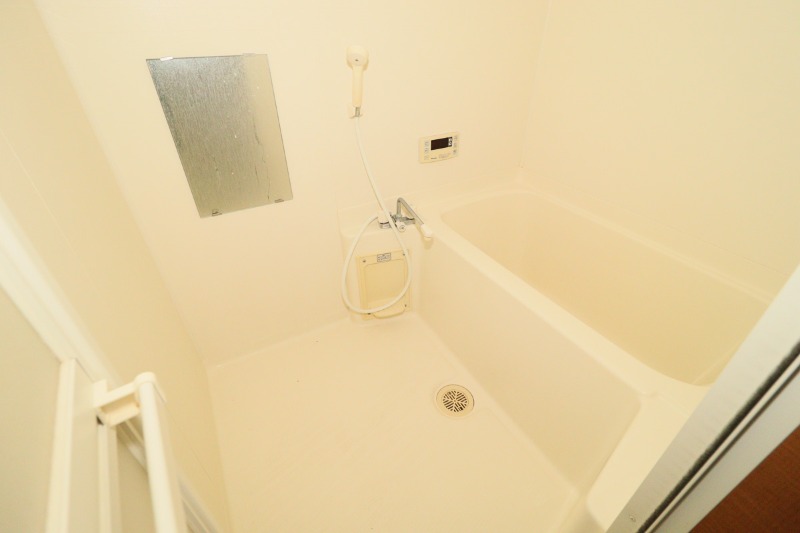 バス・シャワールーム　図面と現状に相違がある場合には現状を優先