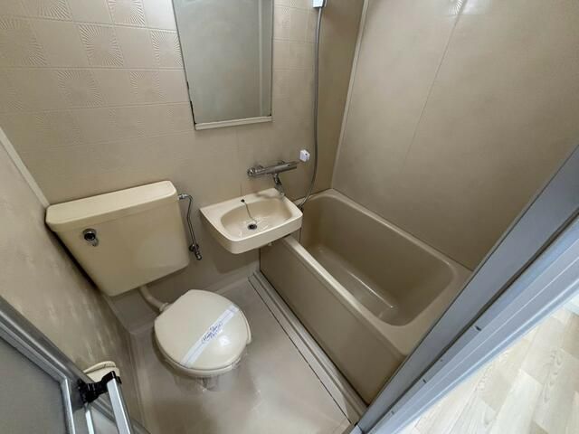 バス・シャワールーム