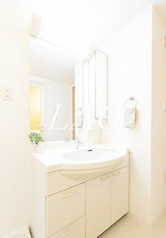 洗面設備　洗面台です。