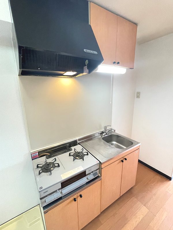 キッチン　ガスキッチン(2口コンロ設置済み)