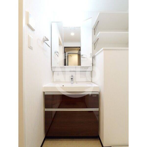 洗面設備　プレジオ御幣島ASIAN　洗面台