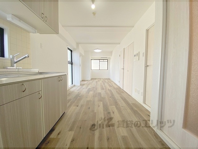 居室・リビング　リビング