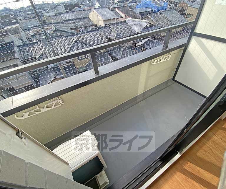 バルコニー　風当りの良いバルコニーです。