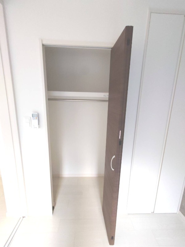 収納　洋室の収納