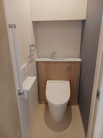 トイレ　コンパクトで使いやすいトイレです