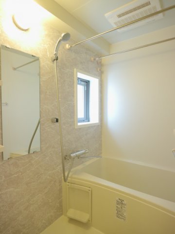 バス・シャワールーム　お風呂です