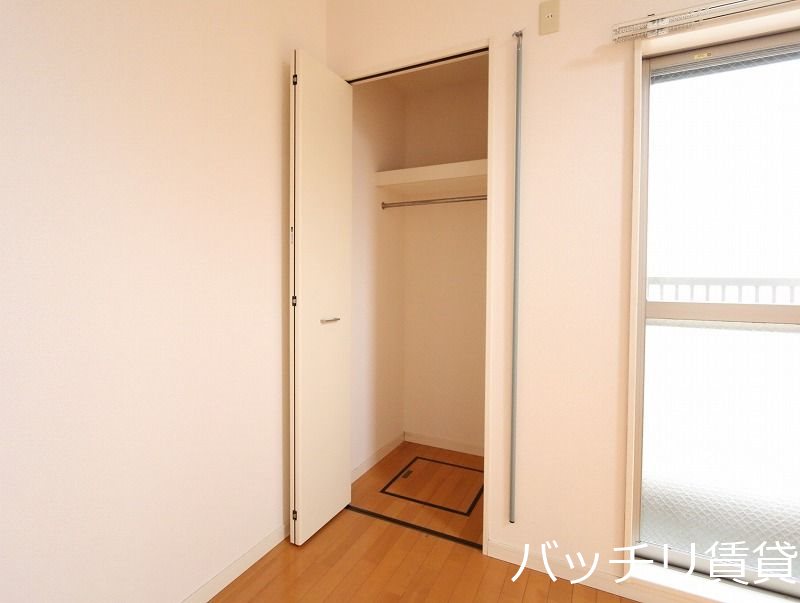 収納　同型タイプの為現状を優先致します。