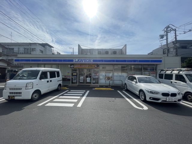 コンビニ　ローソン横浜白幡仲町店（コンビニ）まで463m