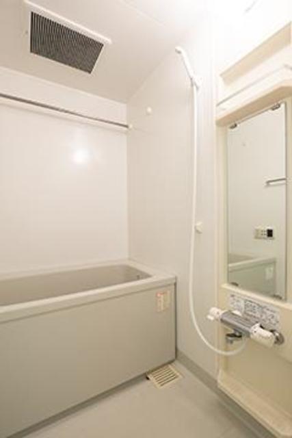 バス・シャワールーム　※写真は同タイプ住戸です。