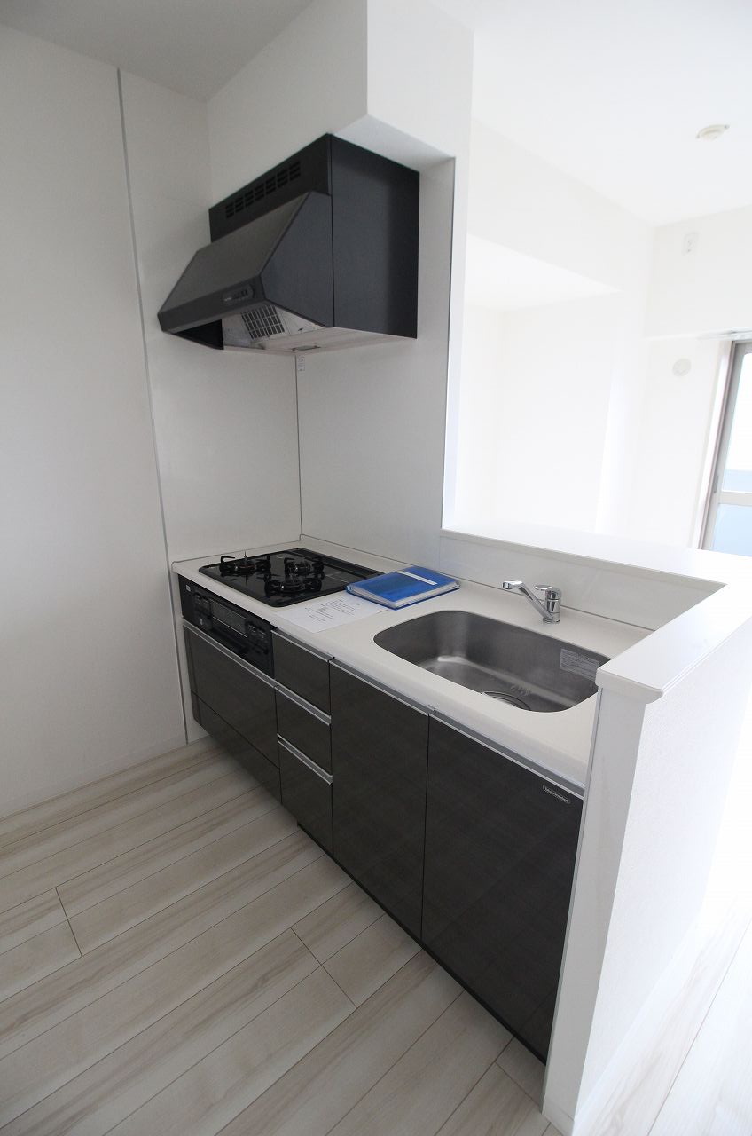 キッチン　別の部屋の写真です