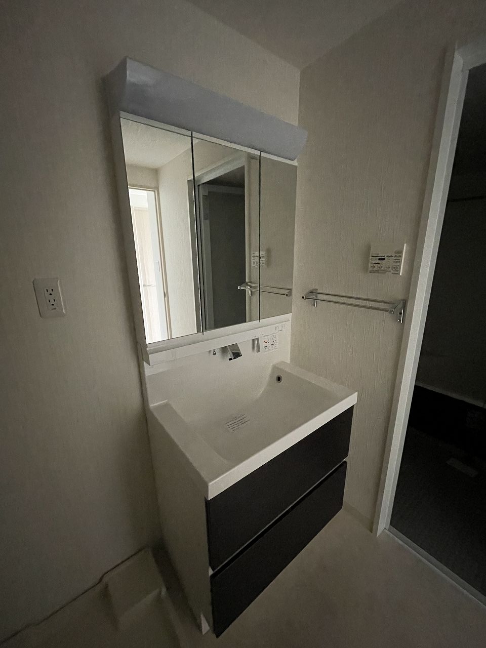 洗面設備　別の部屋の写真です