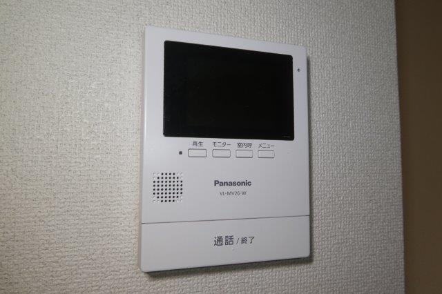 その他　ザグザグ花の街店 678m