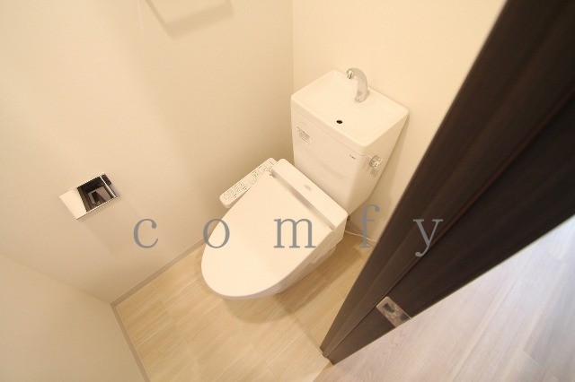 トイレ　ウォシュレット付きトイレ