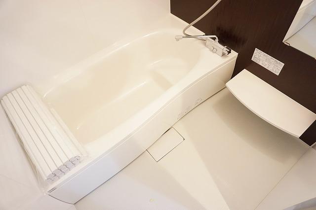 バス・シャワールーム　浴室