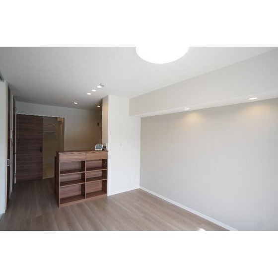 居室・リビング　※同仕様、別の部屋の写真です