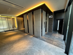 エントランス　ラ フェリーチェ難波　エントランス