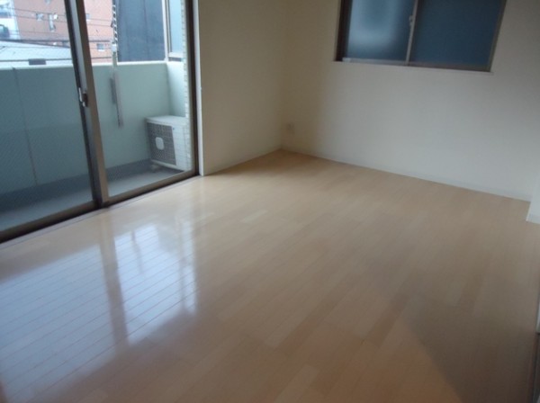 居室・リビング　☆明るい居室☆