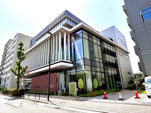 図書館　八尾市立八尾図書館（図書館）まで1544m